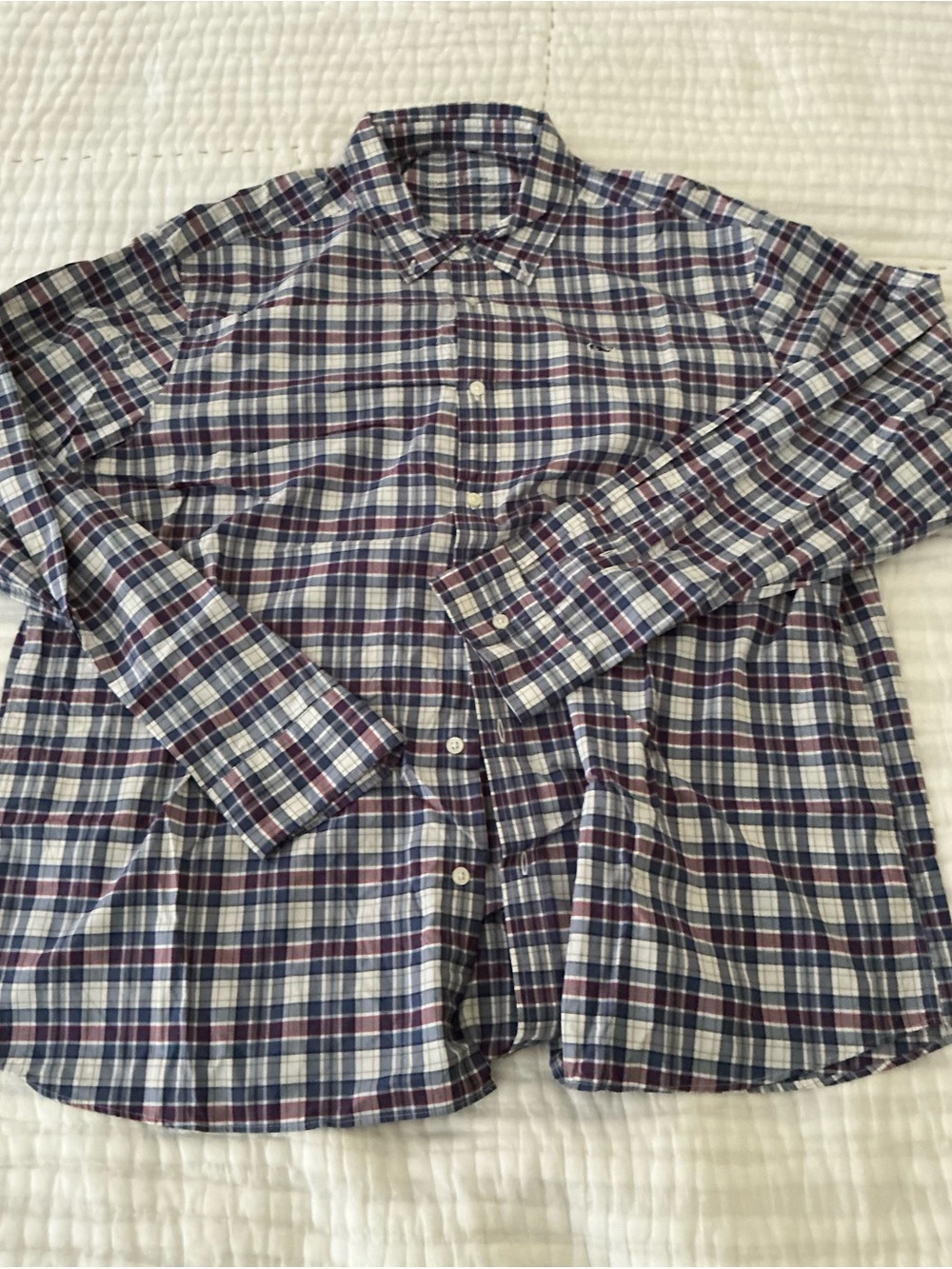 Vineyard Vines Men's Plaid Button-Down Shirt in Blue, White, and Burgundy